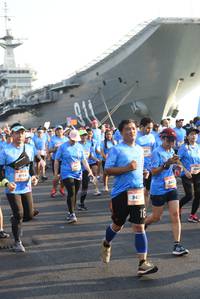 BIB: 943
                            <button type="button" onclick="openModal(3346520)" class="btn btn-primary btn-sm float-right btn-popup" data-toggle="modal" data-target=".modal-high-quality">
                        <i class="fas fa-shopping-cart"></i> Add to Cart
                    </button>
                                            <button type="button" onclick="isThisMe(3346520, true)" class="btn btn-success btn-sm float-right btn-popup btn-isme hidden" data-toggle="tooltip" data-placement="bottom" title="นี่คือรูปของคุณใช่ไหม คลิกที่นี่เพื่อเอาเข้าอัลบั้ม">
                        <i class="fas fa-plus"></i> Add to album
                    </button>
                    <button type="button" onclick="isThisMe(3346520, false)" class="btn btn-warning btn-sm float-right btn-popup btn-isnotme hidden">
                        <i class="fas fa-ban"></i> Remove from album
                    </button>