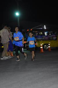 BIB: 9394, 9395
                            <button type="button" onclick="openModal(3393305)" class="btn btn-primary btn-sm float-right btn-popup" data-toggle="modal" data-target=".modal-high-quality">
                        <i class="fas fa-shopping-cart"></i> Add to Cart
                    </button>
                                            <button type="button" onclick="isThisMe(3393305, true)" class="btn btn-success btn-sm float-right btn-popup btn-isme hidden" data-toggle="tooltip" data-placement="bottom" title="นี่คือรูปของคุณใช่ไหม คลิกที่นี่เพื่อเอาเข้าอัลบั้ม">
                        <i class="fas fa-plus"></i> Add to album
                    </button>
                    <button type="button" onclick="isThisMe(3393305, false)" class="btn btn-warning btn-sm float-right btn-popup btn-isnotme hidden">
                        <i class="fas fa-ban"></i> Remove from album
                    </button>