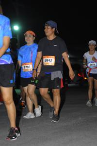 BIB: 9842, 8792, 6888
                            <button type="button" onclick="openModal(3392550)" class="btn btn-primary btn-sm float-right btn-popup" data-toggle="modal" data-target=".modal-high-quality">
                        <i class="fas fa-shopping-cart"></i> Add to Cart
                    </button>
                                            <button type="button" onclick="isThisMe(3392550, true)" class="btn btn-success btn-sm float-right btn-popup btn-isme hidden" data-toggle="tooltip" data-placement="bottom" title="นี่คือรูปของคุณใช่ไหม คลิกที่นี่เพื่อเอาเข้าอัลบั้ม">
                        <i class="fas fa-plus"></i> Add to album
                    </button>
                    <button type="button" onclick="isThisMe(3392550, false)" class="btn btn-warning btn-sm float-right btn-popup btn-isnotme hidden">
                        <i class="fas fa-ban"></i> Remove from album
                    </button>