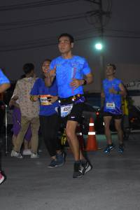 BIB: 910, 218, 6220
                            <button type="button" onclick="openModal(3373700)" class="btn btn-primary btn-sm float-right btn-popup" data-toggle="modal" data-target=".modal-high-quality">
                        <i class="fas fa-shopping-cart"></i> Add to Cart
                    </button>
                                            <button type="button" onclick="isThisMe(3373700, true)" class="btn btn-success btn-sm float-right btn-popup btn-isme hidden" data-toggle="tooltip" data-placement="bottom" title="นี่คือรูปของคุณใช่ไหม คลิกที่นี่เพื่อเอาเข้าอัลบั้ม">
                        <i class="fas fa-plus"></i> Add to album
                    </button>
                    <button type="button" onclick="isThisMe(3373700, false)" class="btn btn-warning btn-sm float-right btn-popup btn-isnotme hidden">
                        <i class="fas fa-ban"></i> Remove from album
                    </button>