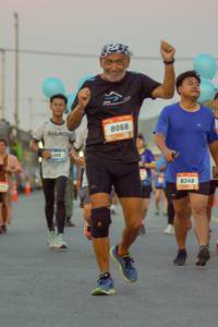 BIB: 8068, 105, 8348
                            <button type="button" onclick="openModal(3400576)" class="btn btn-primary btn-sm float-right btn-popup" data-toggle="modal" data-target=".modal-high-quality">
                        <i class="fas fa-shopping-cart"></i> Add to Cart
                    </button>
                                            <button type="button" onclick="isThisMe(3400576, true)" class="btn btn-success btn-sm float-right btn-popup btn-isme hidden" data-toggle="tooltip" data-placement="bottom" title="นี่คือรูปของคุณใช่ไหม คลิกที่นี่เพื่อเอาเข้าอัลบั้ม">
                        <i class="fas fa-plus"></i> Add to album
                    </button>
                    <button type="button" onclick="isThisMe(3400576, false)" class="btn btn-warning btn-sm float-right btn-popup btn-isnotme hidden">
                        <i class="fas fa-ban"></i> Remove from album
                    </button>