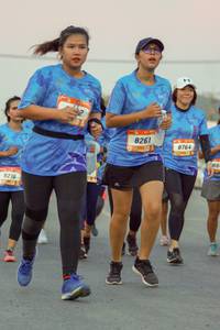 BIB: 8261, 8764, 9216
                            <button type="button" onclick="openModal(3400473)" class="btn btn-primary btn-sm float-right btn-popup" data-toggle="modal" data-target=".modal-high-quality">
                        <i class="fas fa-shopping-cart"></i> Add to Cart
                    </button>
                                            <button type="button" onclick="isThisMe(3400473, true)" class="btn btn-success btn-sm float-right btn-popup btn-isme hidden" data-toggle="tooltip" data-placement="bottom" title="นี่คือรูปของคุณใช่ไหม คลิกที่นี่เพื่อเอาเข้าอัลบั้ม">
                        <i class="fas fa-plus"></i> Add to album
                    </button>
                    <button type="button" onclick="isThisMe(3400473, false)" class="btn btn-warning btn-sm float-right btn-popup btn-isnotme hidden">
                        <i class="fas fa-ban"></i> Remove from album
                    </button>