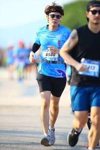 BIB: 650
                            <button type="button" onclick="openModal(3092984)" class="btn btn-primary btn-sm float-right btn-popup" data-toggle="modal" data-target=".modal-high-quality">
                        <i class="fas fa-shopping-cart"></i> Add to Cart
                    </button>
                                            <button type="button" onclick="isThisMe(3092984, true)" class="btn btn-success btn-sm float-right btn-popup btn-isme hidden" data-toggle="tooltip" data-placement="bottom" title="นี่คือรูปของคุณใช่ไหม คลิกที่นี่เพื่อเอาเข้าอัลบั้ม">
                        <i class="fas fa-plus"></i> Add to album
                    </button>
                    <button type="button" onclick="isThisMe(3092984, false)" class="btn btn-warning btn-sm float-right btn-popup btn-isnotme hidden">
                        <i class="fas fa-ban"></i> Remove from album
                    </button>