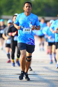 BIB: 6303
                            <button type="button" onclick="openModal(3092241)" class="btn btn-primary btn-sm float-right btn-popup" data-toggle="modal" data-target=".modal-high-quality">
                        <i class="fas fa-shopping-cart"></i> Add to Cart
                    </button>
                                            <button type="button" onclick="isThisMe(3092241, true)" class="btn btn-success btn-sm float-right btn-popup btn-isme hidden" data-toggle="tooltip" data-placement="bottom" title="นี่คือรูปของคุณใช่ไหม คลิกที่นี่เพื่อเอาเข้าอัลบั้ม">
                        <i class="fas fa-plus"></i> Add to album
                    </button>
                    <button type="button" onclick="isThisMe(3092241, false)" class="btn btn-warning btn-sm float-right btn-popup btn-isnotme hidden">
                        <i class="fas fa-ban"></i> Remove from album
                    </button>