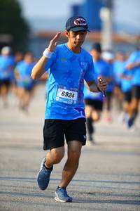 BIB: 6924
                            <button type="button" onclick="openModal(3091212)" class="btn btn-primary btn-sm float-right btn-popup" data-toggle="modal" data-target=".modal-high-quality">
                        <i class="fas fa-shopping-cart"></i> Add to Cart
                    </button>
                                            <button type="button" onclick="isThisMe(3091212, true)" class="btn btn-success btn-sm float-right btn-popup btn-isme hidden" data-toggle="tooltip" data-placement="bottom" title="นี่คือรูปของคุณใช่ไหม คลิกที่นี่เพื่อเอาเข้าอัลบั้ม">
                        <i class="fas fa-plus"></i> Add to album
                    </button>
                    <button type="button" onclick="isThisMe(3091212, false)" class="btn btn-warning btn-sm float-right btn-popup btn-isnotme hidden">
                        <i class="fas fa-ban"></i> Remove from album
                    </button>