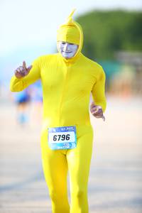 BIB: 6796
                            <button type="button" onclick="openModal(3149586)" class="btn btn-primary btn-sm float-right btn-popup" data-toggle="modal" data-target=".modal-high-quality">
                        <i class="fas fa-shopping-cart"></i> Add to Cart
                    </button>
                                            <button type="button" onclick="isThisMe(3149586, true)" class="btn btn-success btn-sm float-right btn-popup btn-isme hidden" data-toggle="tooltip" data-placement="bottom" title="นี่คือรูปของคุณใช่ไหม คลิกที่นี่เพื่อเอาเข้าอัลบั้ม">
                        <i class="fas fa-plus"></i> Add to album
                    </button>
                    <button type="button" onclick="isThisMe(3149586, false)" class="btn btn-warning btn-sm float-right btn-popup btn-isnotme hidden">
                        <i class="fas fa-ban"></i> Remove from album
                    </button>