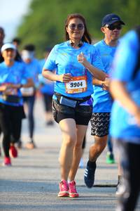 BIB: 9904
                            <button type="button" onclick="openModal(3160222)" class="btn btn-primary btn-sm float-right btn-popup" data-toggle="modal" data-target=".modal-high-quality">
                        <i class="fas fa-shopping-cart"></i> Add to Cart
                    </button>
                                            <button type="button" onclick="isThisMe(3160222, true)" class="btn btn-success btn-sm float-right btn-popup btn-isme hidden" data-toggle="tooltip" data-placement="bottom" title="นี่คือรูปของคุณใช่ไหม คลิกที่นี่เพื่อเอาเข้าอัลบั้ม">
                        <i class="fas fa-plus"></i> Add to album
                    </button>
                    <button type="button" onclick="isThisMe(3160222, false)" class="btn btn-warning btn-sm float-right btn-popup btn-isnotme hidden">
                        <i class="fas fa-ban"></i> Remove from album
                    </button>