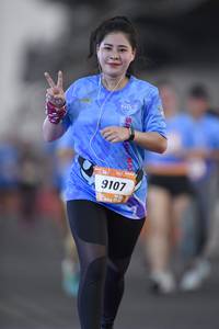 BIB: 9107
                            <button type="button" onclick="openModal(3463523)" class="btn btn-primary btn-sm float-right btn-popup" data-toggle="modal" data-target=".modal-high-quality">
                        <i class="fas fa-shopping-cart"></i> Add to Cart
                    </button>
                                            <button type="button" onclick="isThisMe(3463523, true)" class="btn btn-success btn-sm float-right btn-popup btn-isme hidden" data-toggle="tooltip" data-placement="bottom" title="นี่คือรูปของคุณใช่ไหม คลิกที่นี่เพื่อเอาเข้าอัลบั้ม">
                        <i class="fas fa-plus"></i> Add to album
                    </button>
                    <button type="button" onclick="isThisMe(3463523, false)" class="btn btn-warning btn-sm float-right btn-popup btn-isnotme hidden">
                        <i class="fas fa-ban"></i> Remove from album
                    </button>