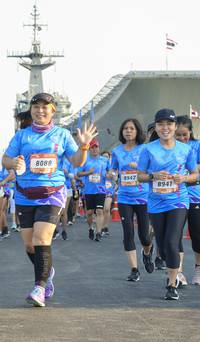 BIB: 8088, 8942, 8941
                            <button type="button" onclick="openModal(3466855)" class="btn btn-primary btn-sm float-right btn-popup" data-toggle="modal" data-target=".modal-high-quality">
                        <i class="fas fa-shopping-cart"></i> Add to Cart
                    </button>
                                            <button type="button" onclick="isThisMe(3466855, true)" class="btn btn-success btn-sm float-right btn-popup btn-isme hidden" data-toggle="tooltip" data-placement="bottom" title="นี่คือรูปของคุณใช่ไหม คลิกที่นี่เพื่อเอาเข้าอัลบั้ม">
                        <i class="fas fa-plus"></i> Add to album
                    </button>
                    <button type="button" onclick="isThisMe(3466855, false)" class="btn btn-warning btn-sm float-right btn-popup btn-isnotme hidden">
                        <i class="fas fa-ban"></i> Remove from album
                    </button>