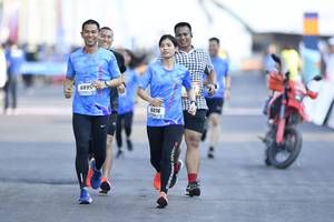 BIB: 689, 6016
                            <button type="button" onclick="openModal(3462132)" class="btn btn-primary btn-sm float-right btn-popup" data-toggle="modal" data-target=".modal-high-quality">
                        <i class="fas fa-shopping-cart"></i> Add to Cart
                    </button>
                                            <button type="button" onclick="isThisMe(3462132, true)" class="btn btn-success btn-sm float-right btn-popup btn-isme hidden" data-toggle="tooltip" data-placement="bottom" title="นี่คือรูปของคุณใช่ไหม คลิกที่นี่เพื่อเอาเข้าอัลบั้ม">
                        <i class="fas fa-plus"></i> Add to album
                    </button>
                    <button type="button" onclick="isThisMe(3462132, false)" class="btn btn-warning btn-sm float-right btn-popup btn-isnotme hidden">
                        <i class="fas fa-ban"></i> Remove from album
                    </button>