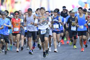 BIB: 658, 606, 6017
                            <button type="button" onclick="openModal(3462015)" class="btn btn-primary btn-sm float-right btn-popup" data-toggle="modal" data-target=".modal-high-quality">
                        <i class="fas fa-shopping-cart"></i> Add to Cart
                    </button>
                                            <button type="button" onclick="isThisMe(3462015, true)" class="btn btn-success btn-sm float-right btn-popup btn-isme hidden" data-toggle="tooltip" data-placement="bottom" title="นี่คือรูปของคุณใช่ไหม คลิกที่นี่เพื่อเอาเข้าอัลบั้ม">
                        <i class="fas fa-plus"></i> Add to album
                    </button>
                    <button type="button" onclick="isThisMe(3462015, false)" class="btn btn-warning btn-sm float-right btn-popup btn-isnotme hidden">
                        <i class="fas fa-ban"></i> Remove from album
                    </button>