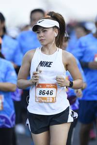 BIB: 8646
                            <button type="button" onclick="openModal(3462180)" class="btn btn-primary btn-sm float-right btn-popup" data-toggle="modal" data-target=".modal-high-quality">
                        <i class="fas fa-shopping-cart"></i> Add to Cart
                    </button>
                                            <button type="button" onclick="isThisMe(3462180, true)" class="btn btn-success btn-sm float-right btn-popup btn-isme hidden" data-toggle="tooltip" data-placement="bottom" title="นี่คือรูปของคุณใช่ไหม คลิกที่นี่เพื่อเอาเข้าอัลบั้ม">
                        <i class="fas fa-plus"></i> Add to album
                    </button>
                    <button type="button" onclick="isThisMe(3462180, false)" class="btn btn-warning btn-sm float-right btn-popup btn-isnotme hidden">
                        <i class="fas fa-ban"></i> Remove from album
                    </button>