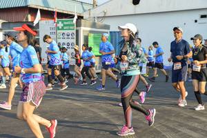 BIB: 
                            <button type="button" onclick="openModal(3466839)" class="btn btn-primary btn-sm float-right btn-popup" data-toggle="modal" data-target=".modal-high-quality">
                        <i class="fas fa-shopping-cart"></i> Add to Cart
                    </button>
                                            <button type="button" onclick="isThisMe(3466839, true)" class="btn btn-success btn-sm float-right btn-popup btn-isme hidden" data-toggle="tooltip" data-placement="bottom" title="นี่คือรูปของคุณใช่ไหม คลิกที่นี่เพื่อเอาเข้าอัลบั้ม">
                        <i class="fas fa-plus"></i> Add to album
                    </button>
                    <button type="button" onclick="isThisMe(3466839, false)" class="btn btn-warning btn-sm float-right btn-popup btn-isnotme hidden">
                        <i class="fas fa-ban"></i> Remove from album
                    </button>