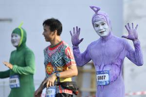 BIB: 6807
                            <button type="button" onclick="openModal(3462097)" class="btn btn-primary btn-sm float-right btn-popup" data-toggle="modal" data-target=".modal-high-quality">
                        <i class="fas fa-shopping-cart"></i> Add to Cart
                    </button>
                                            <button type="button" onclick="isThisMe(3462097, true)" class="btn btn-success btn-sm float-right btn-popup btn-isme hidden" data-toggle="tooltip" data-placement="bottom" title="นี่คือรูปของคุณใช่ไหม คลิกที่นี่เพื่อเอาเข้าอัลบั้ม">
                        <i class="fas fa-plus"></i> Add to album
                    </button>
                    <button type="button" onclick="isThisMe(3462097, false)" class="btn btn-warning btn-sm float-right btn-popup btn-isnotme hidden">
                        <i class="fas fa-ban"></i> Remove from album
                    </button>