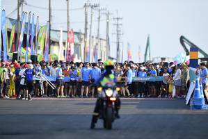 BIB: 
                            <button type="button" onclick="openModal(3464538)" class="btn btn-primary btn-sm float-right btn-popup" data-toggle="modal" data-target=".modal-high-quality">
                        <i class="fas fa-shopping-cart"></i> Add to Cart
                    </button>
                                            <button type="button" onclick="isThisMe(3464538, true)" class="btn btn-success btn-sm float-right btn-popup btn-isme hidden" data-toggle="tooltip" data-placement="bottom" title="นี่คือรูปของคุณใช่ไหม คลิกที่นี่เพื่อเอาเข้าอัลบั้ม">
                        <i class="fas fa-plus"></i> Add to album
                    </button>
                    <button type="button" onclick="isThisMe(3464538, false)" class="btn btn-warning btn-sm float-right btn-popup btn-isnotme hidden">
                        <i class="fas fa-ban"></i> Remove from album
                    </button>