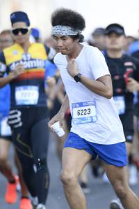 BIB: 6223
                            <button type="button" onclick="openModal(3464539)" class="btn btn-primary btn-sm float-right btn-popup" data-toggle="modal" data-target=".modal-high-quality">
                        <i class="fas fa-shopping-cart"></i> Add to Cart
                    </button>
                                            <button type="button" onclick="isThisMe(3464539, true)" class="btn btn-success btn-sm float-right btn-popup btn-isme hidden" data-toggle="tooltip" data-placement="bottom" title="นี่คือรูปของคุณใช่ไหม คลิกที่นี่เพื่อเอาเข้าอัลบั้ม">
                        <i class="fas fa-plus"></i> Add to album
                    </button>
                    <button type="button" onclick="isThisMe(3464539, false)" class="btn btn-warning btn-sm float-right btn-popup btn-isnotme hidden">
                        <i class="fas fa-ban"></i> Remove from album
                    </button>