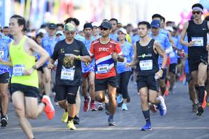 BIB: 6746, 6717, 6640, 6836
                            <button type="button" onclick="openModal(3462036)" class="btn btn-primary btn-sm float-right btn-popup" data-toggle="modal" data-target=".modal-high-quality">
                        <i class="fas fa-shopping-cart"></i> Add to Cart
                    </button>
                                            <button type="button" onclick="isThisMe(3462036, true)" class="btn btn-success btn-sm float-right btn-popup btn-isme hidden" data-toggle="tooltip" data-placement="bottom" title="นี่คือรูปของคุณใช่ไหม คลิกที่นี่เพื่อเอาเข้าอัลบั้ม">
                        <i class="fas fa-plus"></i> Add to album
                    </button>
                    <button type="button" onclick="isThisMe(3462036, false)" class="btn btn-warning btn-sm float-right btn-popup btn-isnotme hidden">
                        <i class="fas fa-ban"></i> Remove from album
                    </button>