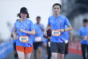 BIB: 8232, 8231
                            <button type="button" onclick="openModal(3466506)" class="btn btn-primary btn-sm float-right btn-popup" data-toggle="modal" data-target=".modal-high-quality">
                        <i class="fas fa-shopping-cart"></i> Add to Cart
                    </button>
                                            <button type="button" onclick="isThisMe(3466506, true)" class="btn btn-success btn-sm float-right btn-popup btn-isme hidden" data-toggle="tooltip" data-placement="bottom" title="นี่คือรูปของคุณใช่ไหม คลิกที่นี่เพื่อเอาเข้าอัลบั้ม">
                        <i class="fas fa-plus"></i> Add to album
                    </button>
                    <button type="button" onclick="isThisMe(3466506, false)" class="btn btn-warning btn-sm float-right btn-popup btn-isnotme hidden">
                        <i class="fas fa-ban"></i> Remove from album
                    </button>
