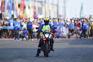 BIB: 
                            <button type="button" onclick="openModal(3461955)" class="btn btn-primary btn-sm float-right btn-popup" data-toggle="modal" data-target=".modal-high-quality">
                        <i class="fas fa-shopping-cart"></i> Add to Cart
                    </button>
                                            <button type="button" onclick="isThisMe(3461955, true)" class="btn btn-success btn-sm float-right btn-popup btn-isme hidden" data-toggle="tooltip" data-placement="bottom" title="นี่คือรูปของคุณใช่ไหม คลิกที่นี่เพื่อเอาเข้าอัลบั้ม">
                        <i class="fas fa-plus"></i> Add to album
                    </button>
                    <button type="button" onclick="isThisMe(3461955, false)" class="btn btn-warning btn-sm float-right btn-popup btn-isnotme hidden">
                        <i class="fas fa-ban"></i> Remove from album
                    </button>