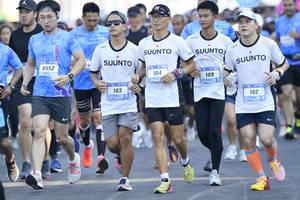 BIB: 6552, 104, 109, 103, 102, , 
                            <button type="button" onclick="openModal(3464321)" class="btn btn-primary btn-sm float-right btn-popup" data-toggle="modal" data-target=".modal-high-quality">
                        <i class="fas fa-shopping-cart"></i> Add to Cart
                    </button>
                                            <button type="button" onclick="isThisMe(3464321, true)" class="btn btn-success btn-sm float-right btn-popup btn-isme hidden" data-toggle="tooltip" data-placement="bottom" title="นี่คือรูปของคุณใช่ไหม คลิกที่นี่เพื่อเอาเข้าอัลบั้ม">
                        <i class="fas fa-plus"></i> Add to album
                    </button>
                    <button type="button" onclick="isThisMe(3464321, false)" class="btn btn-warning btn-sm float-right btn-popup btn-isnotme hidden">
                        <i class="fas fa-ban"></i> Remove from album
                    </button>