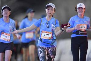 BIB: 1475, 9415, 9097
                            <button type="button" onclick="openModal(3469213)" class="btn btn-primary btn-sm float-right btn-popup" data-toggle="modal" data-target=".modal-high-quality">
                        <i class="fas fa-shopping-cart"></i> Add to Cart
                    </button>
                                            <button type="button" onclick="isThisMe(3469213, true)" class="btn btn-success btn-sm float-right btn-popup btn-isme hidden" data-toggle="tooltip" data-placement="bottom" title="นี่คือรูปของคุณใช่ไหม คลิกที่นี่เพื่อเอาเข้าอัลบั้ม">
                        <i class="fas fa-plus"></i> Add to album
                    </button>
                    <button type="button" onclick="isThisMe(3469213, false)" class="btn btn-warning btn-sm float-right btn-popup btn-isnotme hidden">
                        <i class="fas fa-ban"></i> Remove from album
                    </button>