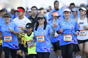 BIB: 8646, 9491, 9492, 8546, 822
                            <button type="button" onclick="openModal(3462178)" class="btn btn-primary btn-sm float-right btn-popup" data-toggle="modal" data-target=".modal-high-quality">
                        <i class="fas fa-shopping-cart"></i> Add to Cart
                    </button>
                                            <button type="button" onclick="isThisMe(3462178, true)" class="btn btn-success btn-sm float-right btn-popup btn-isme hidden" data-toggle="tooltip" data-placement="bottom" title="นี่คือรูปของคุณใช่ไหม คลิกที่นี่เพื่อเอาเข้าอัลบั้ม">
                        <i class="fas fa-plus"></i> Add to album
                    </button>
                    <button type="button" onclick="isThisMe(3462178, false)" class="btn btn-warning btn-sm float-right btn-popup btn-isnotme hidden">
                        <i class="fas fa-ban"></i> Remove from album
                    </button>