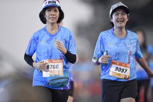 BIB: 8766, 9097
                            <button type="button" onclick="openModal(3469214)" class="btn btn-primary btn-sm float-right btn-popup" data-toggle="modal" data-target=".modal-high-quality">
                        <i class="fas fa-shopping-cart"></i> Add to Cart
                    </button>
                                            <button type="button" onclick="isThisMe(3469214, true)" class="btn btn-success btn-sm float-right btn-popup btn-isme hidden" data-toggle="tooltip" data-placement="bottom" title="นี่คือรูปของคุณใช่ไหม คลิกที่นี่เพื่อเอาเข้าอัลบั้ม">
                        <i class="fas fa-plus"></i> Add to album
                    </button>
                    <button type="button" onclick="isThisMe(3469214, false)" class="btn btn-warning btn-sm float-right btn-popup btn-isnotme hidden">
                        <i class="fas fa-ban"></i> Remove from album
                    </button>