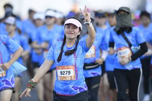 BIB: 9279
                            <button type="button" onclick="openModal(3462210)" class="btn btn-primary btn-sm float-right btn-popup" data-toggle="modal" data-target=".modal-high-quality">
                        <i class="fas fa-shopping-cart"></i> Add to Cart
                    </button>
                                            <button type="button" onclick="isThisMe(3462210, true)" class="btn btn-success btn-sm float-right btn-popup btn-isme hidden" data-toggle="tooltip" data-placement="bottom" title="นี่คือรูปของคุณใช่ไหม คลิกที่นี่เพื่อเอาเข้าอัลบั้ม">
                        <i class="fas fa-plus"></i> Add to album
                    </button>
                    <button type="button" onclick="isThisMe(3462210, false)" class="btn btn-warning btn-sm float-right btn-popup btn-isnotme hidden">
                        <i class="fas fa-ban"></i> Remove from album
                    </button>