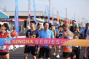 BIB: 6013
                            <button type="button" onclick="openModal(3442516)" class="btn btn-primary btn-sm float-right btn-popup" data-toggle="modal" data-target=".modal-high-quality">
                        <i class="fas fa-shopping-cart"></i> Add to Cart
                    </button>
                                            <button type="button" onclick="isThisMe(3442516, true)" class="btn btn-success btn-sm float-right btn-popup btn-isme hidden" data-toggle="tooltip" data-placement="bottom" title="นี่คือรูปของคุณใช่ไหม คลิกที่นี่เพื่อเอาเข้าอัลบั้ม">
                        <i class="fas fa-plus"></i> Add to album
                    </button>
                    <button type="button" onclick="isThisMe(3442516, false)" class="btn btn-warning btn-sm float-right btn-popup btn-isnotme hidden">
                        <i class="fas fa-ban"></i> Remove from album
                    </button>