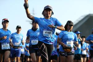 BIB: 6190, 6301, 6385
                            <button type="button" onclick="openModal(3442902)" class="btn btn-primary btn-sm float-right btn-popup" data-toggle="modal" data-target=".modal-high-quality">
                        <i class="fas fa-shopping-cart"></i> Add to Cart
                    </button>
                                            <button type="button" onclick="isThisMe(3442902, true)" class="btn btn-success btn-sm float-right btn-popup btn-isme hidden" data-toggle="tooltip" data-placement="bottom" title="นี่คือรูปของคุณใช่ไหม คลิกที่นี่เพื่อเอาเข้าอัลบั้ม">
                        <i class="fas fa-plus"></i> Add to album
                    </button>
                    <button type="button" onclick="isThisMe(3442902, false)" class="btn btn-warning btn-sm float-right btn-popup btn-isnotme hidden">
                        <i class="fas fa-ban"></i> Remove from album
                    </button>