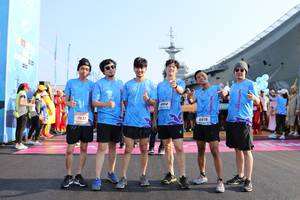 BIB: 950, 9532, 6978
                            <button type="button" onclick="openModal(3442576)" class="btn btn-primary btn-sm float-right btn-popup" data-toggle="modal" data-target=".modal-high-quality">
                        <i class="fas fa-shopping-cart"></i> Add to Cart
                    </button>
                                            <button type="button" onclick="isThisMe(3442576, true)" class="btn btn-success btn-sm float-right btn-popup btn-isme hidden" data-toggle="tooltip" data-placement="bottom" title="นี่คือรูปของคุณใช่ไหม คลิกที่นี่เพื่อเอาเข้าอัลบั้ม">
                        <i class="fas fa-plus"></i> Add to album
                    </button>
                    <button type="button" onclick="isThisMe(3442576, false)" class="btn btn-warning btn-sm float-right btn-popup btn-isnotme hidden">
                        <i class="fas fa-ban"></i> Remove from album
                    </button>