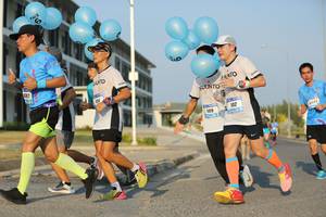 BIB: 102, 
                            <button type="button" onclick="openModal(3444033)" class="btn btn-primary btn-sm float-right btn-popup" data-toggle="modal" data-target=".modal-high-quality">
                        <i class="fas fa-shopping-cart"></i> Add to Cart
                    </button>
                                            <button type="button" onclick="isThisMe(3444033, true)" class="btn btn-success btn-sm float-right btn-popup btn-isme hidden" data-toggle="tooltip" data-placement="bottom" title="นี่คือรูปของคุณใช่ไหม คลิกที่นี่เพื่อเอาเข้าอัลบั้ม">
                        <i class="fas fa-plus"></i> Add to album
                    </button>
                    <button type="button" onclick="isThisMe(3444033, false)" class="btn btn-warning btn-sm float-right btn-popup btn-isnotme hidden">
                        <i class="fas fa-ban"></i> Remove from album
                    </button>