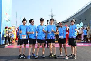 BIB: 9632, 6978
                            <button type="button" onclick="openModal(3442575)" class="btn btn-primary btn-sm float-right btn-popup" data-toggle="modal" data-target=".modal-high-quality">
                        <i class="fas fa-shopping-cart"></i> Add to Cart
                    </button>
                                            <button type="button" onclick="isThisMe(3442575, true)" class="btn btn-success btn-sm float-right btn-popup btn-isme hidden" data-toggle="tooltip" data-placement="bottom" title="นี่คือรูปของคุณใช่ไหม คลิกที่นี่เพื่อเอาเข้าอัลบั้ม">
                        <i class="fas fa-plus"></i> Add to album
                    </button>
                    <button type="button" onclick="isThisMe(3442575, false)" class="btn btn-warning btn-sm float-right btn-popup btn-isnotme hidden">
                        <i class="fas fa-ban"></i> Remove from album
                    </button>