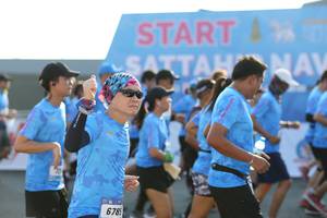 BIB: 678
                            <button type="button" onclick="openModal(3442932)" class="btn btn-primary btn-sm float-right btn-popup" data-toggle="modal" data-target=".modal-high-quality">
                        <i class="fas fa-shopping-cart"></i> Add to Cart
                    </button>
                                            <button type="button" onclick="isThisMe(3442932, true)" class="btn btn-success btn-sm float-right btn-popup btn-isme hidden" data-toggle="tooltip" data-placement="bottom" title="นี่คือรูปของคุณใช่ไหม คลิกที่นี่เพื่อเอาเข้าอัลบั้ม">
                        <i class="fas fa-plus"></i> Add to album
                    </button>
                    <button type="button" onclick="isThisMe(3442932, false)" class="btn btn-warning btn-sm float-right btn-popup btn-isnotme hidden">
                        <i class="fas fa-ban"></i> Remove from album
                    </button>