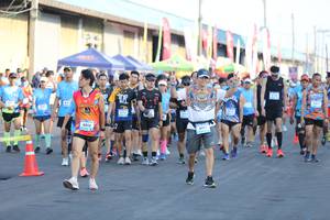 BIB: 
                            <button type="button" onclick="openModal(3442471)" class="btn btn-primary btn-sm float-right btn-popup" data-toggle="modal" data-target=".modal-high-quality">
                        <i class="fas fa-shopping-cart"></i> Add to Cart
                    </button>
                                            <button type="button" onclick="isThisMe(3442471, true)" class="btn btn-success btn-sm float-right btn-popup btn-isme hidden" data-toggle="tooltip" data-placement="bottom" title="นี่คือรูปของคุณใช่ไหม คลิกที่นี่เพื่อเอาเข้าอัลบั้ม">
                        <i class="fas fa-plus"></i> Add to album
                    </button>
                    <button type="button" onclick="isThisMe(3442471, false)" class="btn btn-warning btn-sm float-right btn-popup btn-isnotme hidden">
                        <i class="fas fa-ban"></i> Remove from album
                    </button>