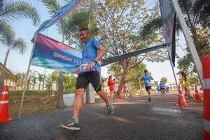 BIB: 
                            <button type="button" onclick="openModal(3451826)" class="btn btn-primary btn-sm float-right btn-popup" data-toggle="modal" data-target=".modal-high-quality">
                        <i class="fas fa-shopping-cart"></i> Add to Cart
                    </button>
                                            <button type="button" onclick="isThisMe(3451826, true)" class="btn btn-success btn-sm float-right btn-popup btn-isme hidden" data-toggle="tooltip" data-placement="bottom" title="นี่คือรูปของคุณใช่ไหม คลิกที่นี่เพื่อเอาเข้าอัลบั้ม">
                        <i class="fas fa-plus"></i> Add to album
                    </button>
                    <button type="button" onclick="isThisMe(3451826, false)" class="btn btn-warning btn-sm float-right btn-popup btn-isnotme hidden">
                        <i class="fas fa-ban"></i> Remove from album
                    </button>