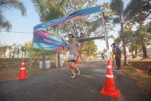 BIB: 
                            <button type="button" onclick="openModal(3451763)" class="btn btn-primary btn-sm float-right btn-popup" data-toggle="modal" data-target=".modal-high-quality">
                        <i class="fas fa-shopping-cart"></i> Add to Cart
                    </button>
                                            <button type="button" onclick="isThisMe(3451763, true)" class="btn btn-success btn-sm float-right btn-popup btn-isme hidden" data-toggle="tooltip" data-placement="bottom" title="นี่คือรูปของคุณใช่ไหม คลิกที่นี่เพื่อเอาเข้าอัลบั้ม">
                        <i class="fas fa-plus"></i> Add to album
                    </button>
                    <button type="button" onclick="isThisMe(3451763, false)" class="btn btn-warning btn-sm float-right btn-popup btn-isnotme hidden">
                        <i class="fas fa-ban"></i> Remove from album
                    </button>