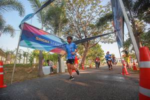 BIB: 
                            <button type="button" onclick="openModal(3451866)" class="btn btn-primary btn-sm float-right btn-popup" data-toggle="modal" data-target=".modal-high-quality">
                        <i class="fas fa-shopping-cart"></i> Add to Cart
                    </button>
                                            <button type="button" onclick="isThisMe(3451866, true)" class="btn btn-success btn-sm float-right btn-popup btn-isme hidden" data-toggle="tooltip" data-placement="bottom" title="นี่คือรูปของคุณใช่ไหม คลิกที่นี่เพื่อเอาเข้าอัลบั้ม">
                        <i class="fas fa-plus"></i> Add to album
                    </button>
                    <button type="button" onclick="isThisMe(3451866, false)" class="btn btn-warning btn-sm float-right btn-popup btn-isnotme hidden">
                        <i class="fas fa-ban"></i> Remove from album
                    </button>