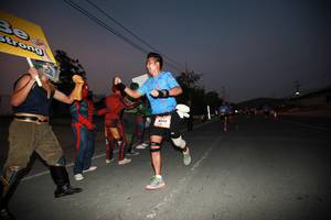 BIB: 948
                            <button type="button" onclick="openModal(3494334)" class="btn btn-primary btn-sm float-right btn-popup" data-toggle="modal" data-target=".modal-high-quality">
                        <i class="fas fa-shopping-cart"></i> Add to Cart
                    </button>
                                            <button type="button" onclick="isThisMe(3494334, true)" class="btn btn-success btn-sm float-right btn-popup btn-isme hidden" data-toggle="tooltip" data-placement="bottom" title="นี่คือรูปของคุณใช่ไหม คลิกที่นี่เพื่อเอาเข้าอัลบั้ม">
                        <i class="fas fa-plus"></i> Add to album
                    </button>
                    <button type="button" onclick="isThisMe(3494334, false)" class="btn btn-warning btn-sm float-right btn-popup btn-isnotme hidden">
                        <i class="fas fa-ban"></i> Remove from album
                    </button>