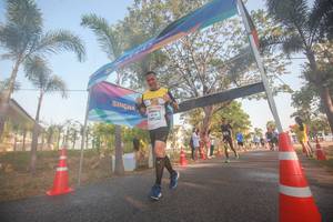 BIB: 
                            <button type="button" onclick="openModal(3451938)" class="btn btn-primary btn-sm float-right btn-popup" data-toggle="modal" data-target=".modal-high-quality">
                        <i class="fas fa-shopping-cart"></i> Add to Cart
                    </button>
                                            <button type="button" onclick="isThisMe(3451938, true)" class="btn btn-success btn-sm float-right btn-popup btn-isme hidden" data-toggle="tooltip" data-placement="bottom" title="นี่คือรูปของคุณใช่ไหม คลิกที่นี่เพื่อเอาเข้าอัลบั้ม">
                        <i class="fas fa-plus"></i> Add to album
                    </button>
                    <button type="button" onclick="isThisMe(3451938, false)" class="btn btn-warning btn-sm float-right btn-popup btn-isnotme hidden">
                        <i class="fas fa-ban"></i> Remove from album
                    </button>