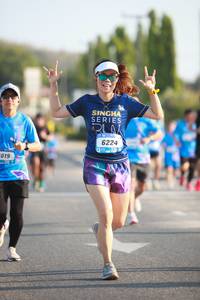 BIB: 6224, 019
                            <button type="button" onclick="openModal(3445990)" class="btn btn-primary btn-sm float-right btn-popup" data-toggle="modal" data-target=".modal-high-quality">
                        <i class="fas fa-shopping-cart"></i> Add to Cart
                    </button>
                                            <button type="button" onclick="isThisMe(3445990, true)" class="btn btn-success btn-sm float-right btn-popup btn-isme hidden" data-toggle="tooltip" data-placement="bottom" title="นี่คือรูปของคุณใช่ไหม คลิกที่นี่เพื่อเอาเข้าอัลบั้ม">
                        <i class="fas fa-plus"></i> Add to album
                    </button>
                    <button type="button" onclick="isThisMe(3445990, false)" class="btn btn-warning btn-sm float-right btn-popup btn-isnotme hidden">
                        <i class="fas fa-ban"></i> Remove from album
                    </button>