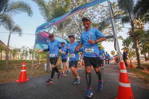 BIB: 6047, 5402
                            <button type="button" onclick="openModal(3452004)" class="btn btn-primary btn-sm float-right btn-popup" data-toggle="modal" data-target=".modal-high-quality">
                        <i class="fas fa-shopping-cart"></i> Add to Cart
                    </button>
                                            <button type="button" onclick="isThisMe(3452004, true)" class="btn btn-success btn-sm float-right btn-popup btn-isme hidden" data-toggle="tooltip" data-placement="bottom" title="นี่คือรูปของคุณใช่ไหม คลิกที่นี่เพื่อเอาเข้าอัลบั้ม">
                        <i class="fas fa-plus"></i> Add to album
                    </button>
                    <button type="button" onclick="isThisMe(3452004, false)" class="btn btn-warning btn-sm float-right btn-popup btn-isnotme hidden">
                        <i class="fas fa-ban"></i> Remove from album
                    </button>