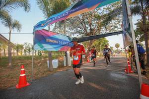 BIB: 
                            <button type="button" onclick="openModal(3451786)" class="btn btn-primary btn-sm float-right btn-popup" data-toggle="modal" data-target=".modal-high-quality">
                        <i class="fas fa-shopping-cart"></i> Add to Cart
                    </button>
                                            <button type="button" onclick="isThisMe(3451786, true)" class="btn btn-success btn-sm float-right btn-popup btn-isme hidden" data-toggle="tooltip" data-placement="bottom" title="นี่คือรูปของคุณใช่ไหม คลิกที่นี่เพื่อเอาเข้าอัลบั้ม">
                        <i class="fas fa-plus"></i> Add to album
                    </button>
                    <button type="button" onclick="isThisMe(3451786, false)" class="btn btn-warning btn-sm float-right btn-popup btn-isnotme hidden">
                        <i class="fas fa-ban"></i> Remove from album
                    </button>