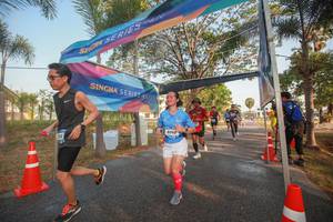 BIB: 6040
                            <button type="button" onclick="openModal(3451778)" class="btn btn-primary btn-sm float-right btn-popup" data-toggle="modal" data-target=".modal-high-quality">
                        <i class="fas fa-shopping-cart"></i> Add to Cart
                    </button>
                                            <button type="button" onclick="isThisMe(3451778, true)" class="btn btn-success btn-sm float-right btn-popup btn-isme hidden" data-toggle="tooltip" data-placement="bottom" title="นี่คือรูปของคุณใช่ไหม คลิกที่นี่เพื่อเอาเข้าอัลบั้ม">
                        <i class="fas fa-plus"></i> Add to album
                    </button>
                    <button type="button" onclick="isThisMe(3451778, false)" class="btn btn-warning btn-sm float-right btn-popup btn-isnotme hidden">
                        <i class="fas fa-ban"></i> Remove from album
                    </button>