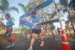 BIB: 655
                            <button type="button" onclick="openModal(3451928)" class="btn btn-primary btn-sm float-right btn-popup" data-toggle="modal" data-target=".modal-high-quality">
                        <i class="fas fa-shopping-cart"></i> Add to Cart
                    </button>
                                            <button type="button" onclick="isThisMe(3451928, true)" class="btn btn-success btn-sm float-right btn-popup btn-isme hidden" data-toggle="tooltip" data-placement="bottom" title="นี่คือรูปของคุณใช่ไหม คลิกที่นี่เพื่อเอาเข้าอัลบั้ม">
                        <i class="fas fa-plus"></i> Add to album
                    </button>
                    <button type="button" onclick="isThisMe(3451928, false)" class="btn btn-warning btn-sm float-right btn-popup btn-isnotme hidden">
                        <i class="fas fa-ban"></i> Remove from album
                    </button>