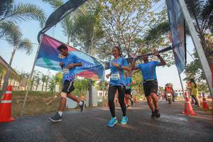 BIB: 
                            <button type="button" onclick="openModal(3451837)" class="btn btn-primary btn-sm float-right btn-popup" data-toggle="modal" data-target=".modal-high-quality">
                        <i class="fas fa-shopping-cart"></i> Add to Cart
                    </button>
                                            <button type="button" onclick="isThisMe(3451837, true)" class="btn btn-success btn-sm float-right btn-popup btn-isme hidden" data-toggle="tooltip" data-placement="bottom" title="นี่คือรูปของคุณใช่ไหม คลิกที่นี่เพื่อเอาเข้าอัลบั้ม">
                        <i class="fas fa-plus"></i> Add to album
                    </button>
                    <button type="button" onclick="isThisMe(3451837, false)" class="btn btn-warning btn-sm float-right btn-popup btn-isnotme hidden">
                        <i class="fas fa-ban"></i> Remove from album
                    </button>