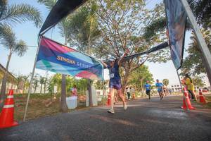 BIB: 
                            <button type="button" onclick="openModal(3451859)" class="btn btn-primary btn-sm float-right btn-popup" data-toggle="modal" data-target=".modal-high-quality">
                        <i class="fas fa-shopping-cart"></i> Add to Cart
                    </button>
                                            <button type="button" onclick="isThisMe(3451859, true)" class="btn btn-success btn-sm float-right btn-popup btn-isme hidden" data-toggle="tooltip" data-placement="bottom" title="นี่คือรูปของคุณใช่ไหม คลิกที่นี่เพื่อเอาเข้าอัลบั้ม">
                        <i class="fas fa-plus"></i> Add to album
                    </button>
                    <button type="button" onclick="isThisMe(3451859, false)" class="btn btn-warning btn-sm float-right btn-popup btn-isnotme hidden">
                        <i class="fas fa-ban"></i> Remove from album
                    </button>