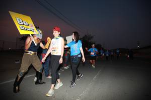 BIB: 8093
                            <button type="button" onclick="openModal(3494239)" class="btn btn-primary btn-sm float-right btn-popup" data-toggle="modal" data-target=".modal-high-quality">
                        <i class="fas fa-shopping-cart"></i> Add to Cart
                    </button>
                                            <button type="button" onclick="isThisMe(3494239, true)" class="btn btn-success btn-sm float-right btn-popup btn-isme hidden" data-toggle="tooltip" data-placement="bottom" title="นี่คือรูปของคุณใช่ไหม คลิกที่นี่เพื่อเอาเข้าอัลบั้ม">
                        <i class="fas fa-plus"></i> Add to album
                    </button>
                    <button type="button" onclick="isThisMe(3494239, false)" class="btn btn-warning btn-sm float-right btn-popup btn-isnotme hidden">
                        <i class="fas fa-ban"></i> Remove from album
                    </button>