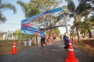 BIB: 
                            <button type="button" onclick="openModal(3451773)" class="btn btn-primary btn-sm float-right btn-popup" data-toggle="modal" data-target=".modal-high-quality">
                        <i class="fas fa-shopping-cart"></i> Add to Cart
                    </button>
                                            <button type="button" onclick="isThisMe(3451773, true)" class="btn btn-success btn-sm float-right btn-popup btn-isme hidden" data-toggle="tooltip" data-placement="bottom" title="นี่คือรูปของคุณใช่ไหม คลิกที่นี่เพื่อเอาเข้าอัลบั้ม">
                        <i class="fas fa-plus"></i> Add to album
                    </button>
                    <button type="button" onclick="isThisMe(3451773, false)" class="btn btn-warning btn-sm float-right btn-popup btn-isnotme hidden">
                        <i class="fas fa-ban"></i> Remove from album
                    </button>