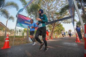 BIB: 
                            <button type="button" onclick="openModal(3451877)" class="btn btn-primary btn-sm float-right btn-popup" data-toggle="modal" data-target=".modal-high-quality">
                        <i class="fas fa-shopping-cart"></i> Add to Cart
                    </button>
                                            <button type="button" onclick="isThisMe(3451877, true)" class="btn btn-success btn-sm float-right btn-popup btn-isme hidden" data-toggle="tooltip" data-placement="bottom" title="นี่คือรูปของคุณใช่ไหม คลิกที่นี่เพื่อเอาเข้าอัลบั้ม">
                        <i class="fas fa-plus"></i> Add to album
                    </button>
                    <button type="button" onclick="isThisMe(3451877, false)" class="btn btn-warning btn-sm float-right btn-popup btn-isnotme hidden">
                        <i class="fas fa-ban"></i> Remove from album
                    </button>